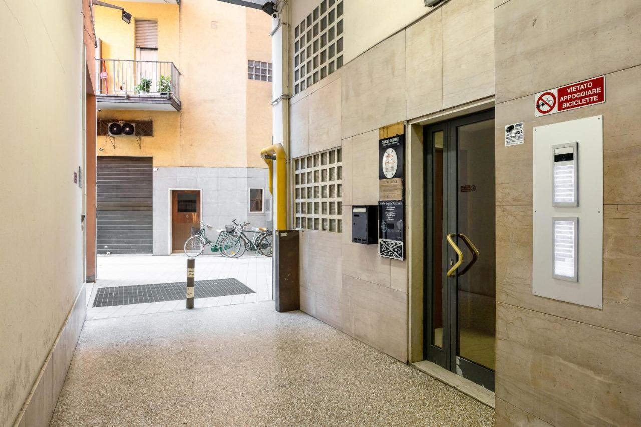 Delia'S Studios In The City Center By Wonderful Italy โบโลญญา ภายนอก รูปภาพ